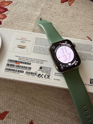 Apple Watch Series 7 45mm GPS+Celular Oro