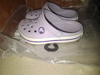 Crocs Talla 8 (25-26)