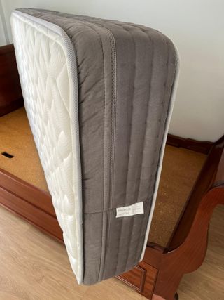 Colchón acolchado viscoelástico de 90 x 190 cm