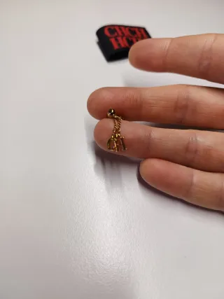 Pendiente CH Carolina Herrera