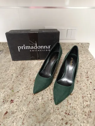Zapatos de tacón verdes Primadonna