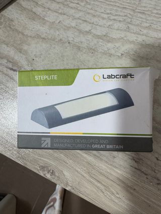 Lámpara de escalón Labcraft