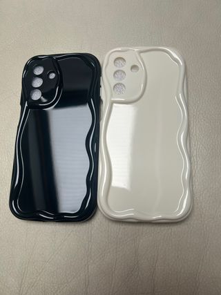 Funda móvil ondulada negra y blanca samsung Galaxy