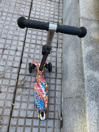 Patinete infantil 3 ruedas graffiti