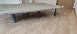 Base tapizada marrón 135x190cm y colchón