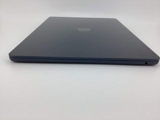 portatil apple apple macbook air m4 10-core 4.4 15 (10gpu) (2025) (a3241)