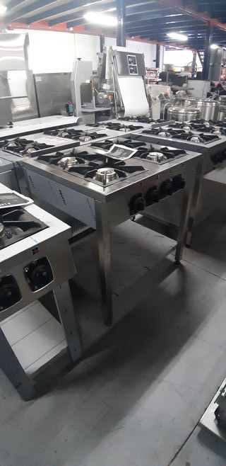 Cocina Gas 4 Fuegos con Baldas