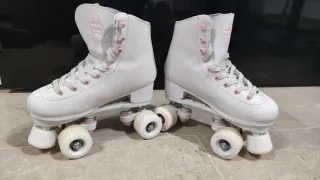 Patines blancos para niña. Talla 37