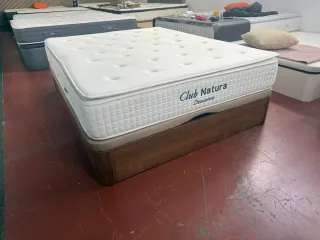 Canapé Madera Nogal 150x190 y Colchón