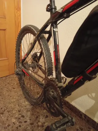 Bicicleta Conor con suspensión delantera