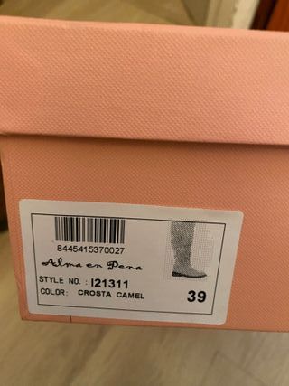 Botas altas Alma en Pena marrones talla 39.
