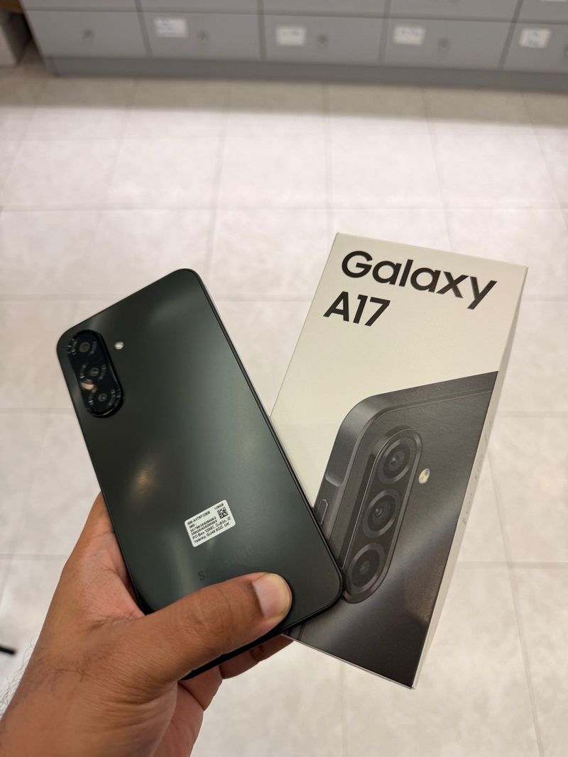 SAMSUNG GALAXY A17