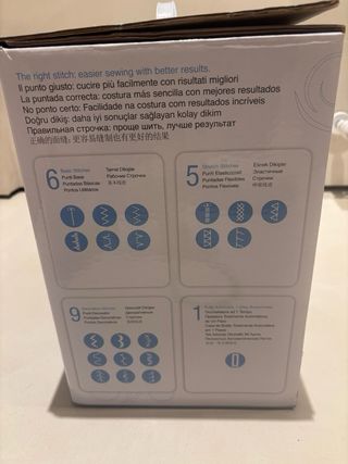 Máquina de coser Singer Simple.