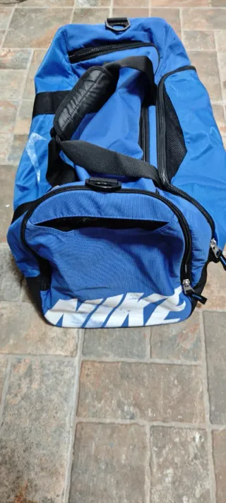 Bolsa Deporte o viaje Nike Azul amplia y práctica