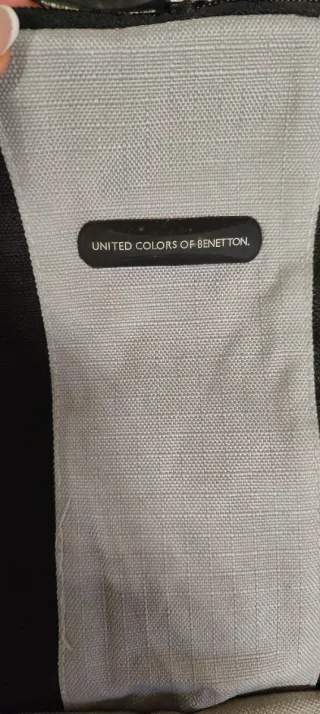 Zaino grigio e nero per ragazzi Benetton