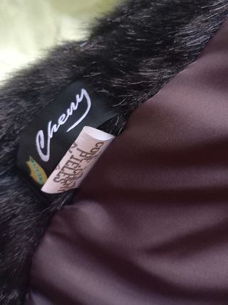 Chaquetón Piel Sintética  Talla 44.