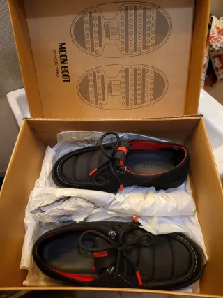 Botas Moon Boot Negras Talla 43 Nuevas Caja