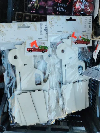 Lote Velas, Luces LED y Adornos.