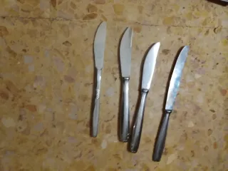 Set de 150caauchillos de mesa