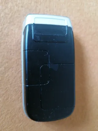 Teléfono Móvil Alcatel Colección Gris