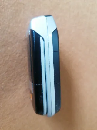 Teléfono Móvil Alcatel Colección Gris