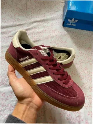 Adidas Handball Spezial Rojo - Talla 40