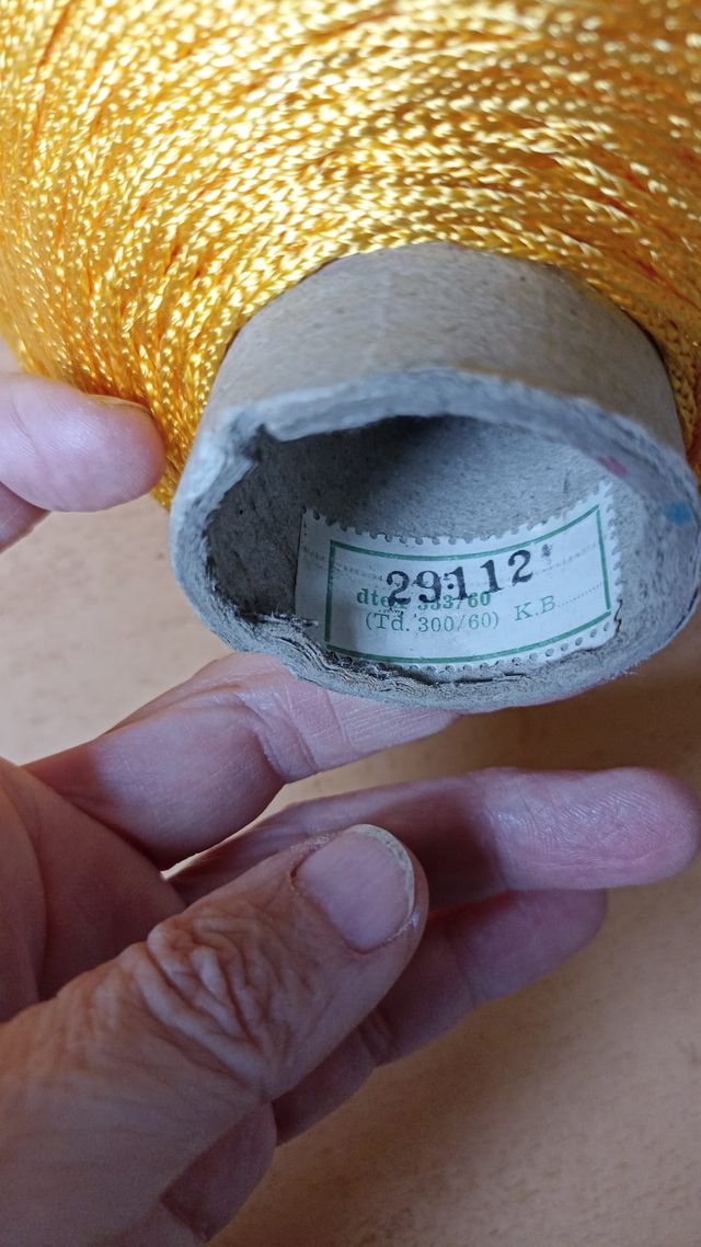 Lote de dos rollos de cordel amarillo-oro