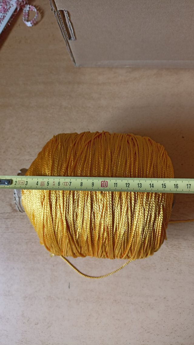 Lote de dos rollos de cordel amarillo-oro