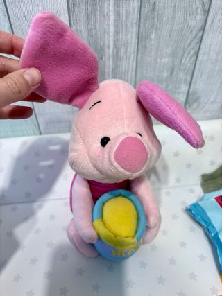 Peluche Piglet Winnie The Pooh con tarro miel