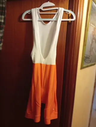 Culote corto naranja talla L