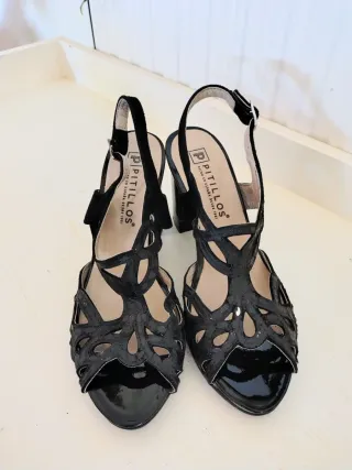 Sandalias Pitillos Tacón Negro Cuero