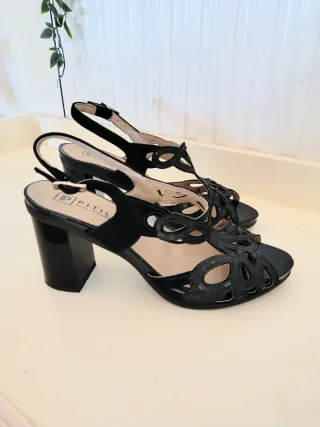 Sandalias Pitillos Tacón Negro Cuero