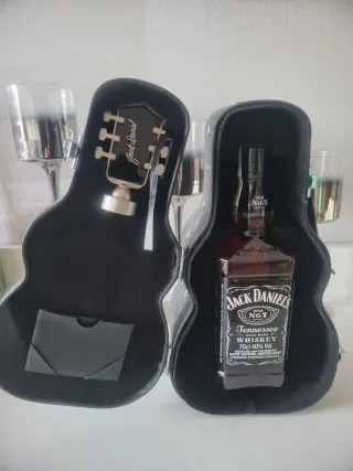 Jack Daniel's 70cl Estuche Guitarra