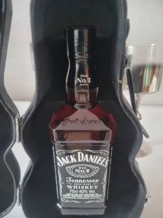Jack Daniel's 70cl Estuche Guitarra