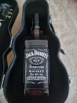 Jack Daniel's 70cl Estuche Guitarra