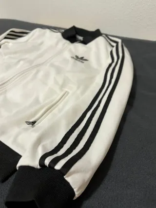 Chaqueta Adidas Originals Blanca y Negra