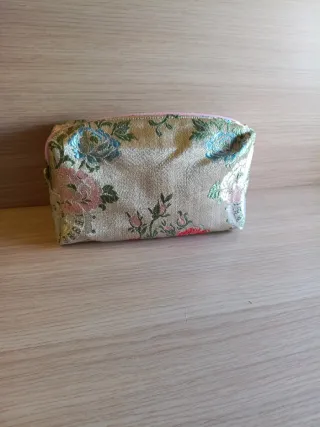 Neceser / bolsito tela fallera oro y verde 18x 7cm