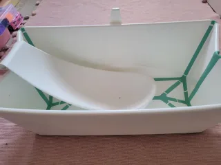 Bañera Stokke plegable con soporte