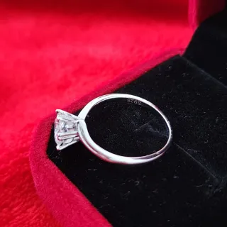 Anillo Plata con moissanita