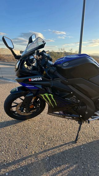 Yamaha Yzf r125
