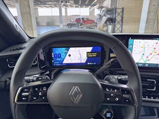 RENAULT Renault 4 E-Tech eléctrico iconic 110 kW