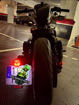 Harley Davidson Sportster 883XL Iron 2012