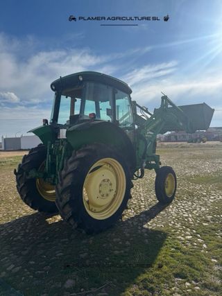 John Deere 5515 + Pala