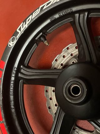 Llanta Delantera Super Dink 300