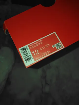 Scarpe Nike Tech Era Bianche e grigie