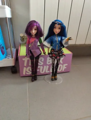 Muñecas los descendientes