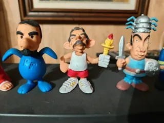 Figuras de políticos antiguos