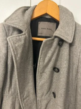 Abrigo Zara Gris