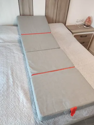 Puf/Colchón plegable gris IKEA