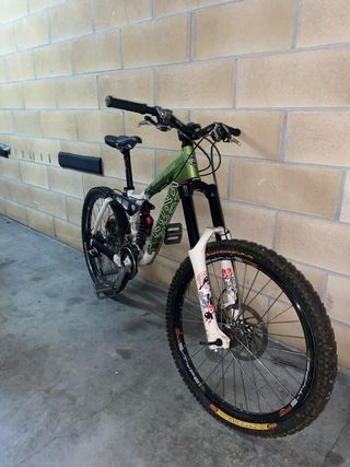 Kona Stinky Deluxe talla S